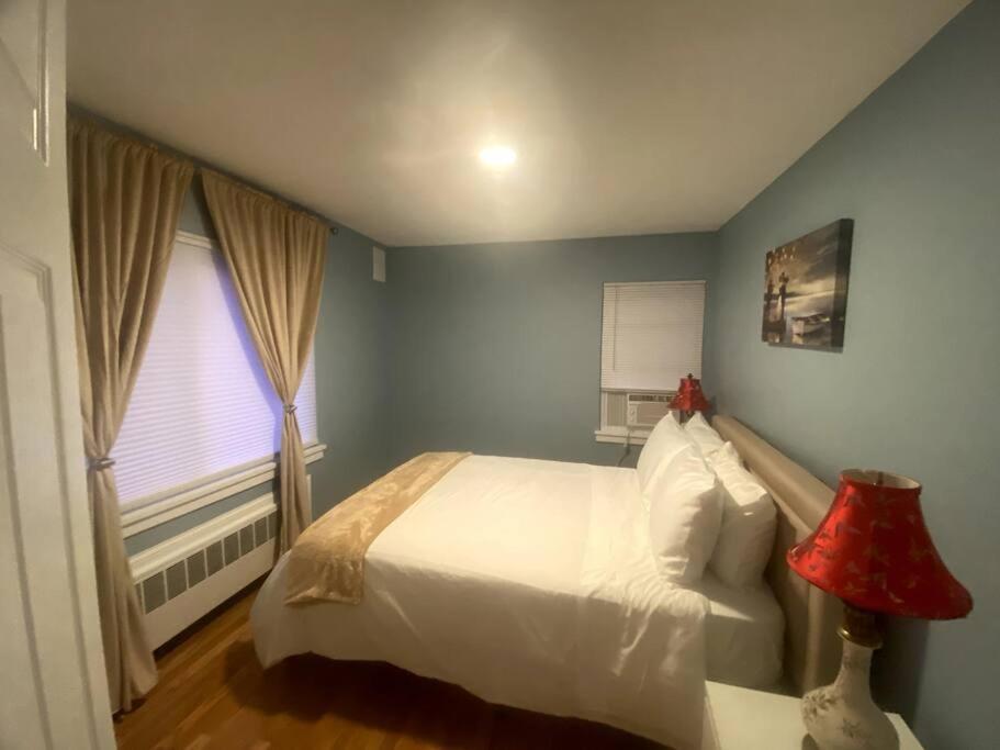 Cozy Boston Getaway Apartment! Free Parking Экстерьер фото