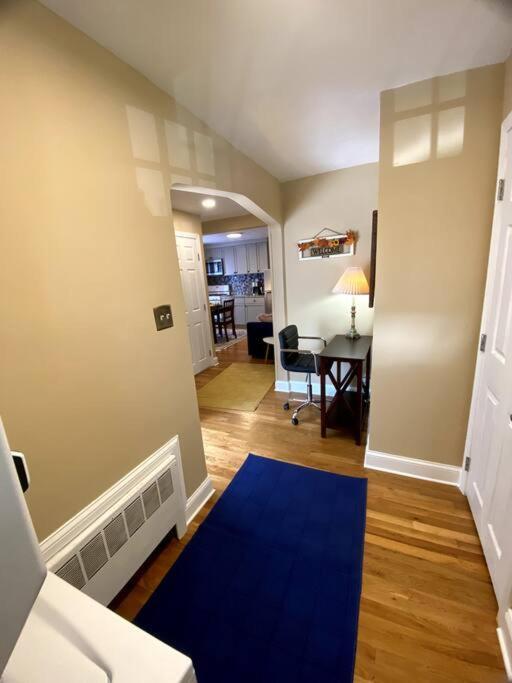 Cozy Boston Getaway Apartment! Free Parking Экстерьер фото